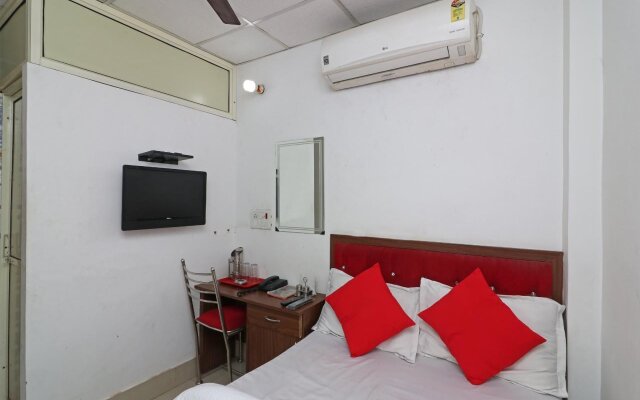 Hotel Satellite And Restaurant By OYO Rooms