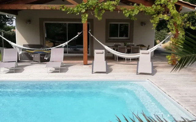 Holiday Home With Pool in Grayan-et-l'hopital-formerly TUI Ferienhaus