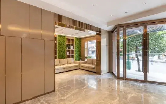 Longnan Sunshine Home Hotel