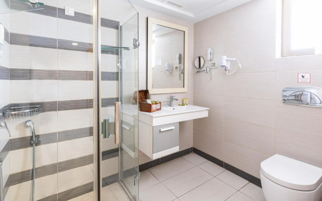 Iolida Beach Luxury Resort