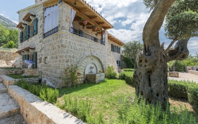 Отель Villa Brca Черногория, Сутоморе - отзывы, цены и фото номеров - забронировать отель Villa Brca онлайн вид на фасад