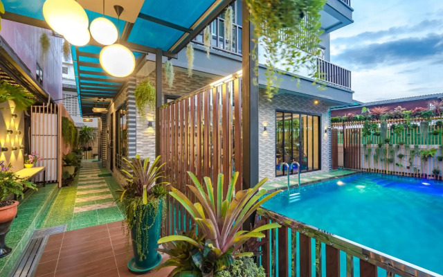 Penyos Residence