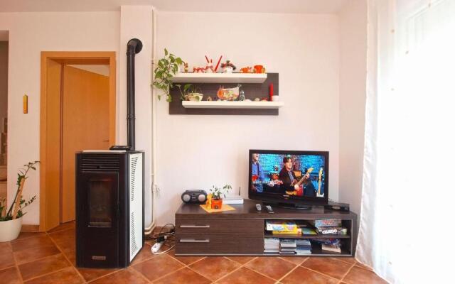 Apartment with 4 Bedrooms 446