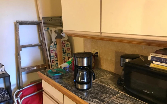 Eastern Parkway Guest House