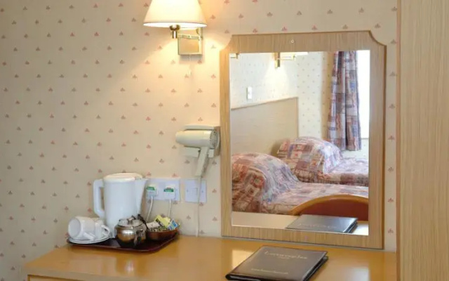 Devon Towers