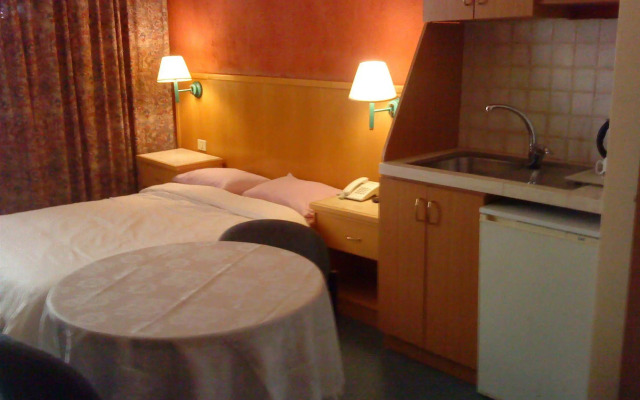 Hotel Marom