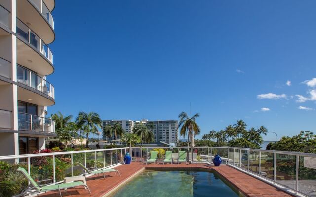 301 Royal Harbour