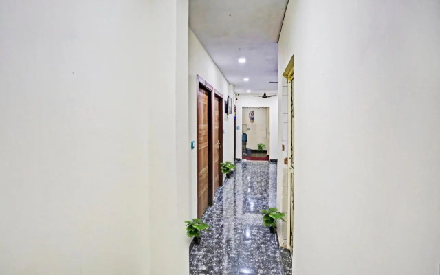 OYO Flagship 70297 Royal Palace Guest House