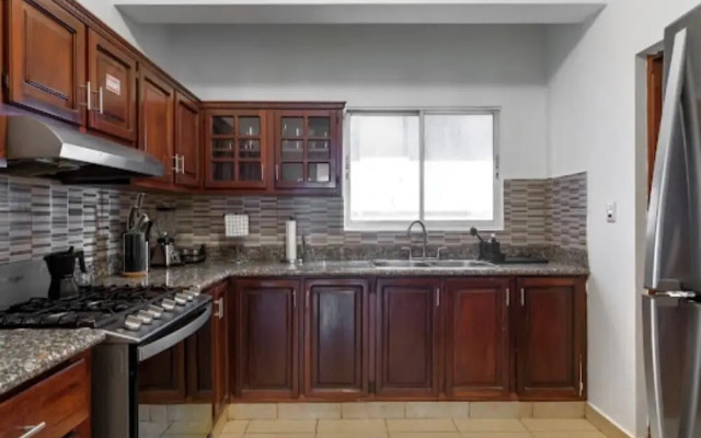 Apartment in Piantini Sleeps 12