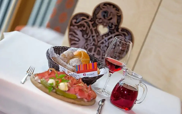 Restaurant Cafe Ladurner