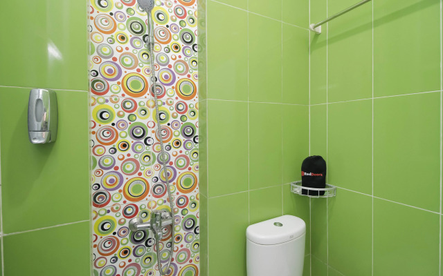 RedDoorz Plus near Stasiun Bekasi