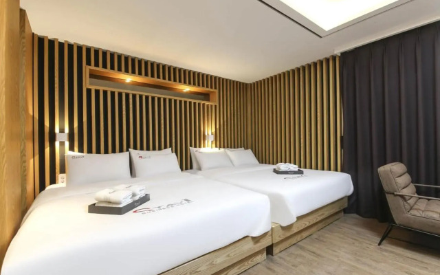 Stay Hotel