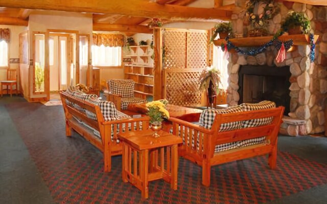 The Pinewood Lodge