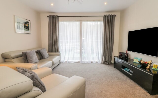 Scarborough Apartments - One Bed