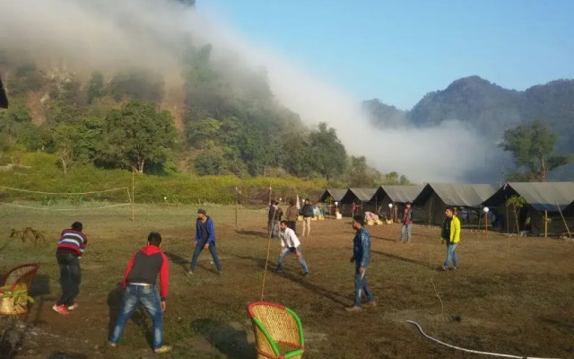 Mornis Camp and Resort