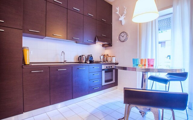 Beautiful 4 Bed Flat Close to Vatican