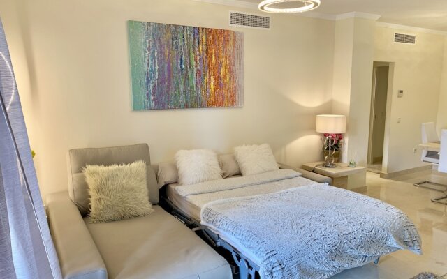 Casares Beach Golf Apartment With Private Garden and Pool Access