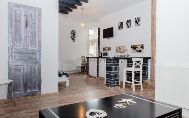 Apartment Zefir on Vynnychenka