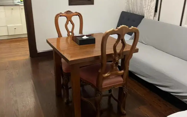 4 double 2 sofa beds in a apartment