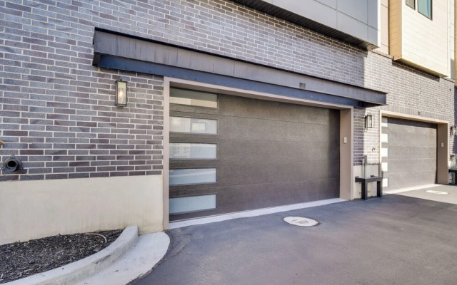 Modern Downtown Provo Townhome w/ Balcony!