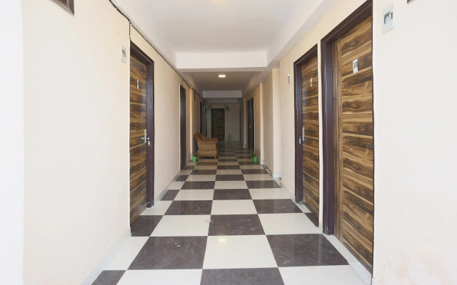 OYO Flagship 49221 Hotel Lemonade