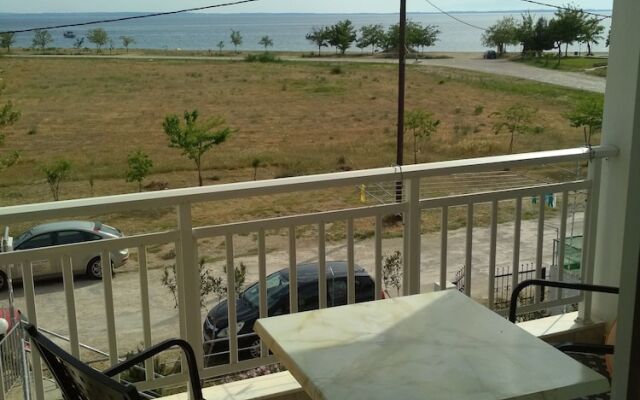 Paschalia Sea View Studios