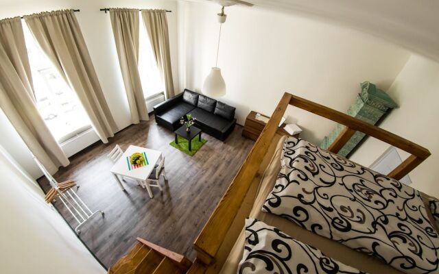 Freedom rooms and apartments