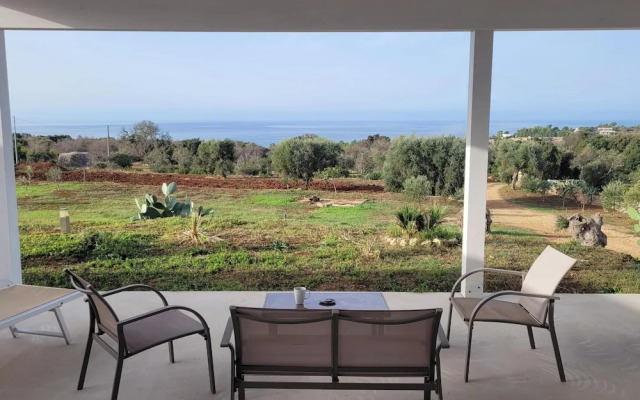 Villa Vanissia With Garden And Sea View
