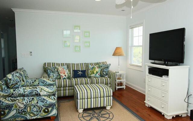 Nexta C by Oak Island Accommodations
