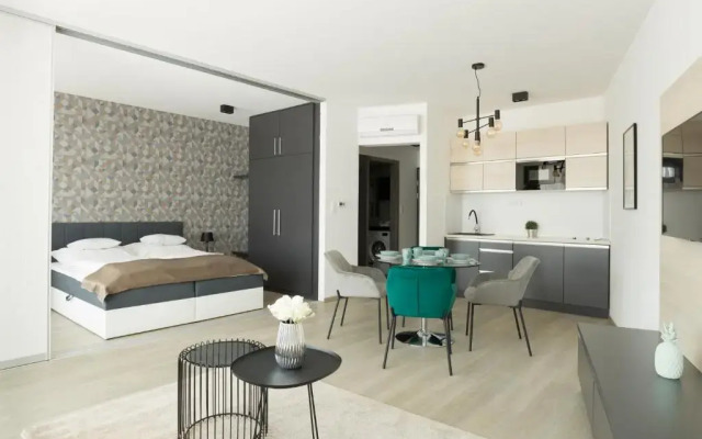 Párizs Garden Apartments