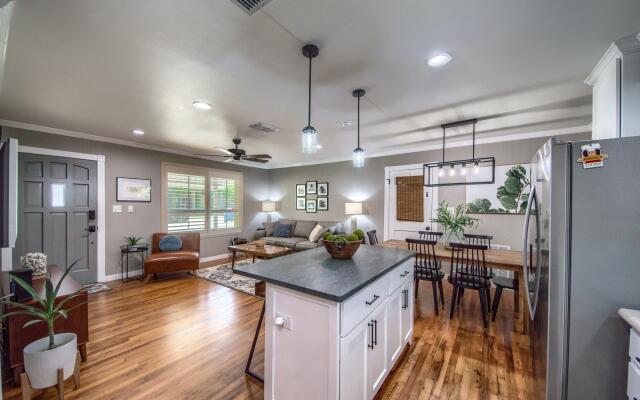 Momma's House on Landa DT 430