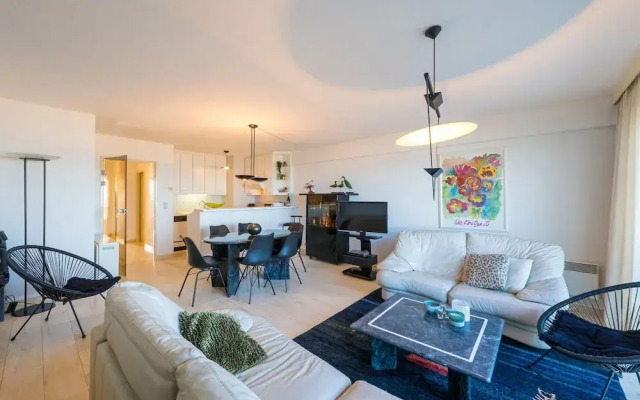 Flat in Koksijde With Sea Views