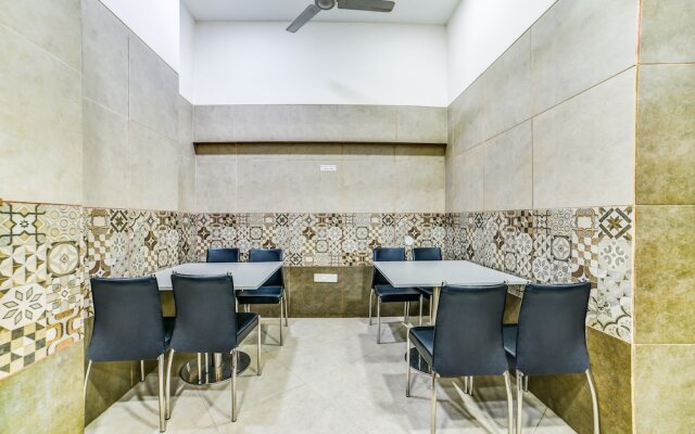Hotel Laaiba Residency