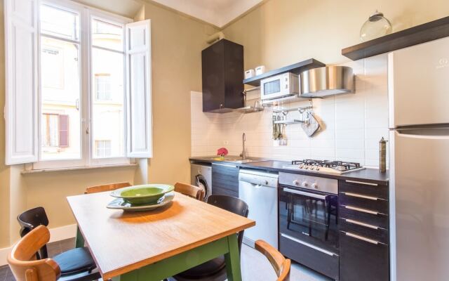 RSH Trastevere Bright Enchanting Apartment