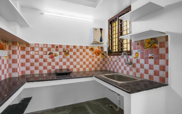Oyo Home 49116 Vibrant Stay Near Uthandi Beach