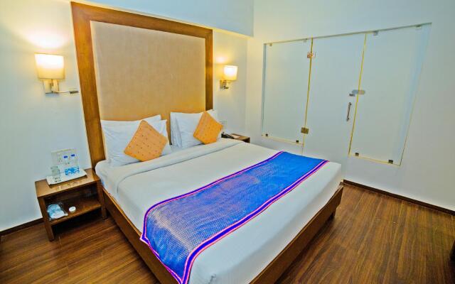 Hotel Clarks Collection Bhavnagar