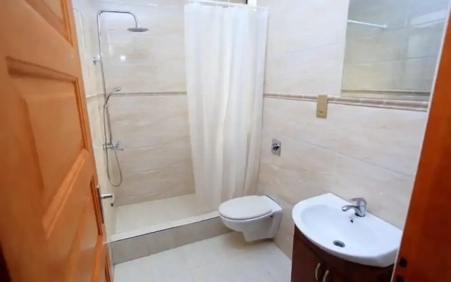 Deluxe 2-bed Apartment With Swimming Pool