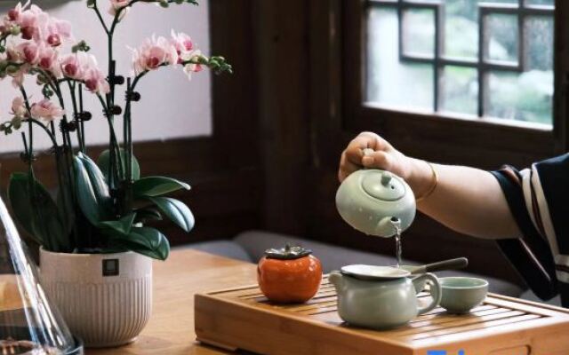 Qianhu Xingzhe Shangju Hotel