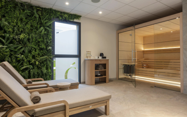 Hotel OstOria BW Signature Collection