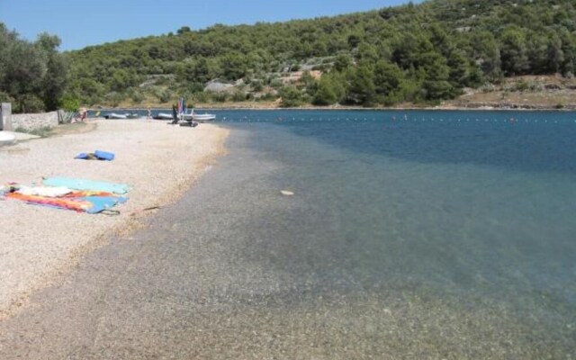 Simplistic Apartment in Pirovac near Sea Beach