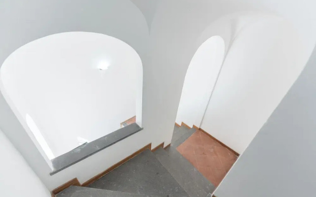 Azzurra, Capri Center