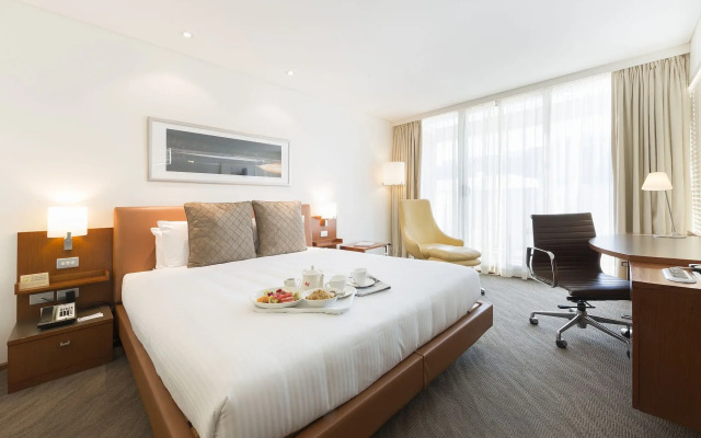 Novotel Canberra