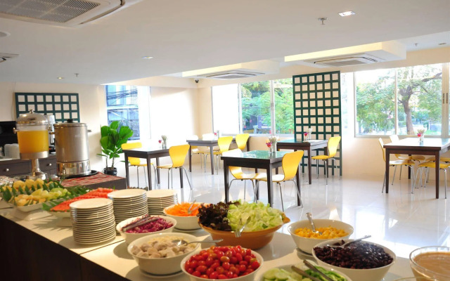 Mayflower Grande Hotel Chiang Mai