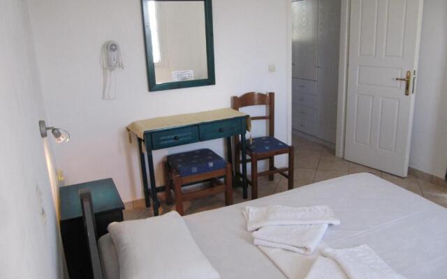 Petros Studios Kythera