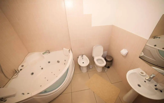 Truskavets Central Jam Mini Hotel