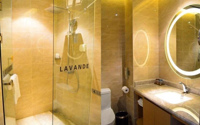 Lavande Hotel (Guangzhou South High-Speed Railway Station Shibi Metro Station)