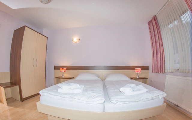 Apartment House Berghi I