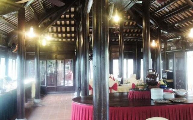 Thanh Noi Hotel