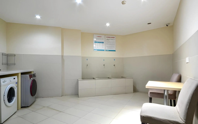 City Comfort Inn Wuhan Caidian Square