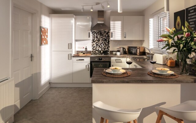 Habita Property 3 Bedroom House Parking